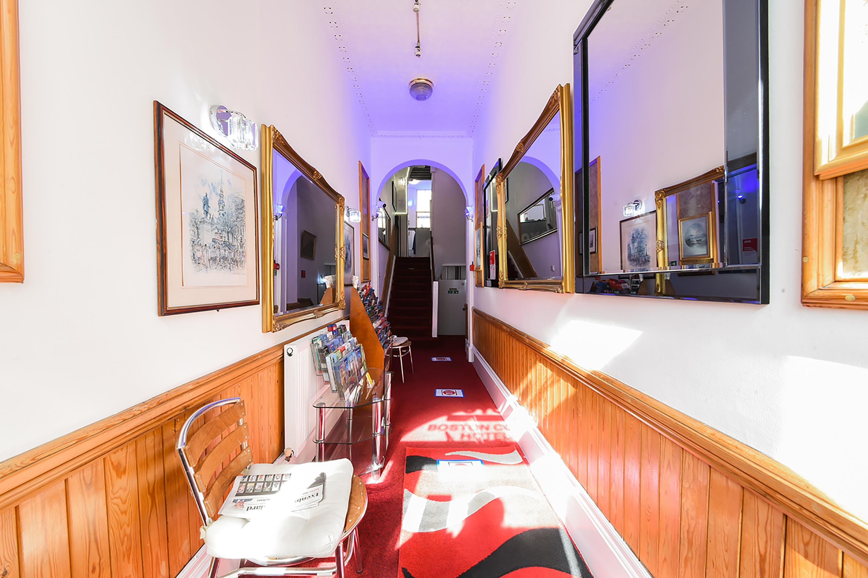 Boston Court Hotel Λονδίνο Εξωτερικό φωτογραφία